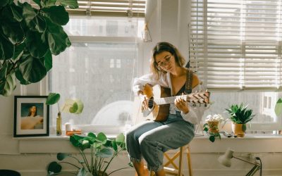 How to Integrate Your Lyric Video into a Full Campaign