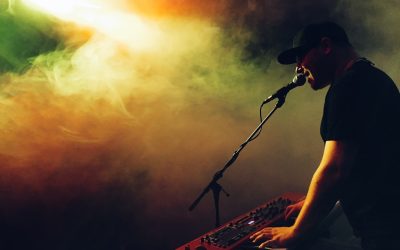 How to Use Instagram Stories to Tease Your Lyric Video