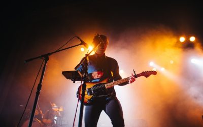 Lyric Videos vs. Music Visualizers: What to Choose?